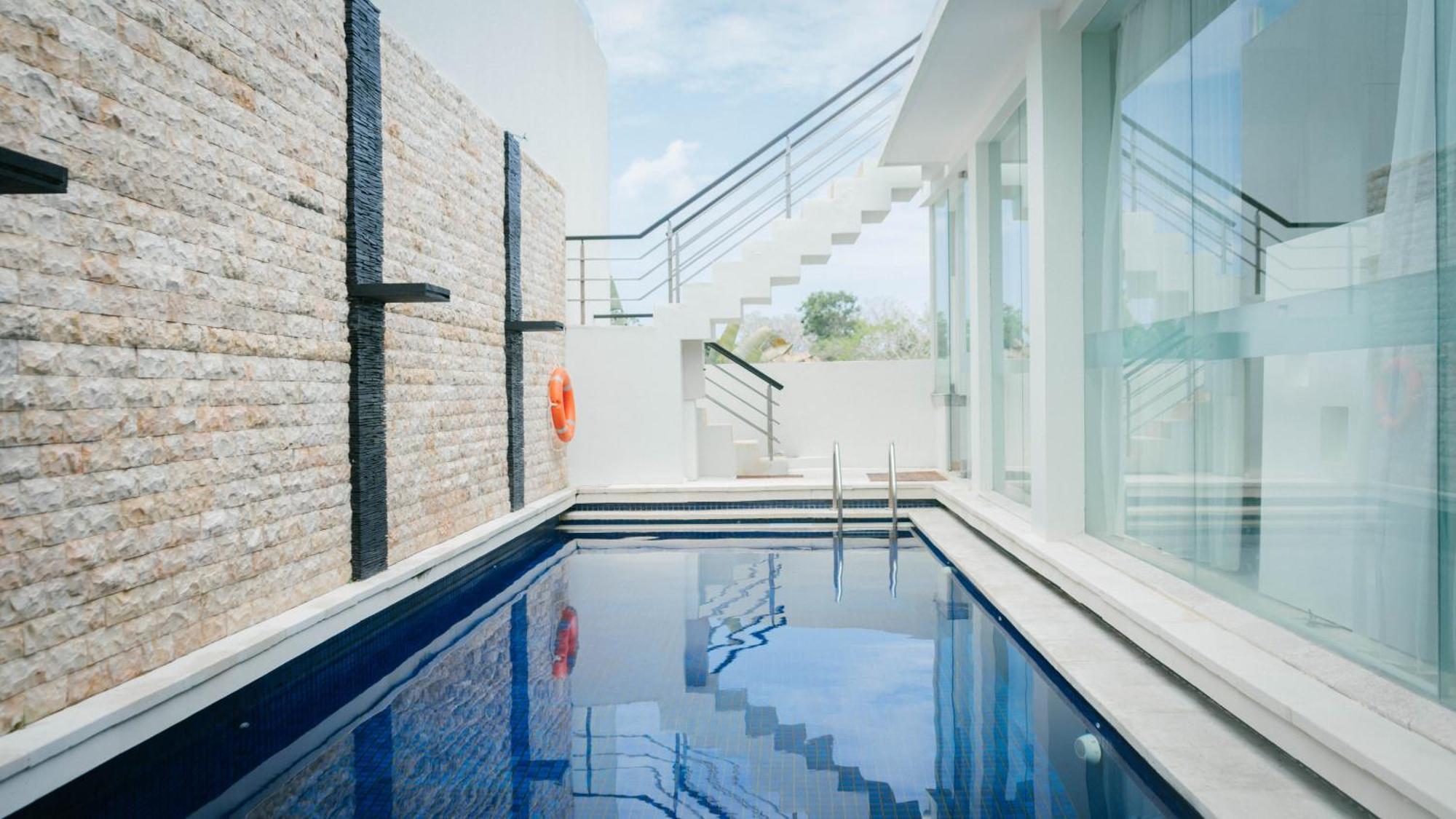 Nunamkhalu Private Villa And Spa 누사두아 외부 사진