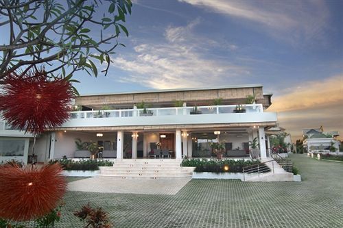 Nunamkhalu Private Villa And Spa 누사두아 외부 사진